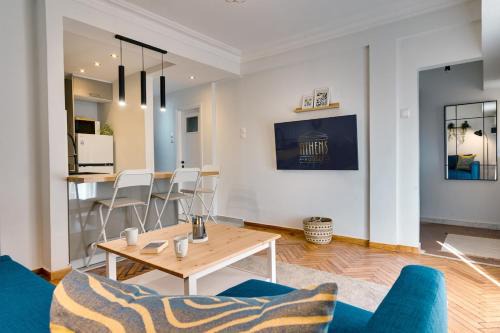 Kypseli Apartment | Your peaceful corner in the city