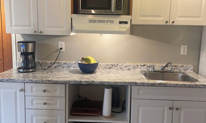 Dartmouth Apartment | Your peaceful retreat just minutes from downtown Dartmouth and Halifax!