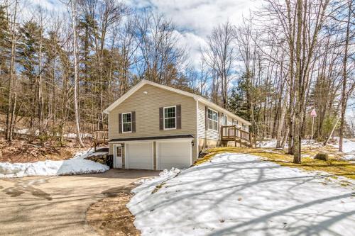 North Conway House | Your Perfect Blend of Views, Hot Tub, and Fun! home