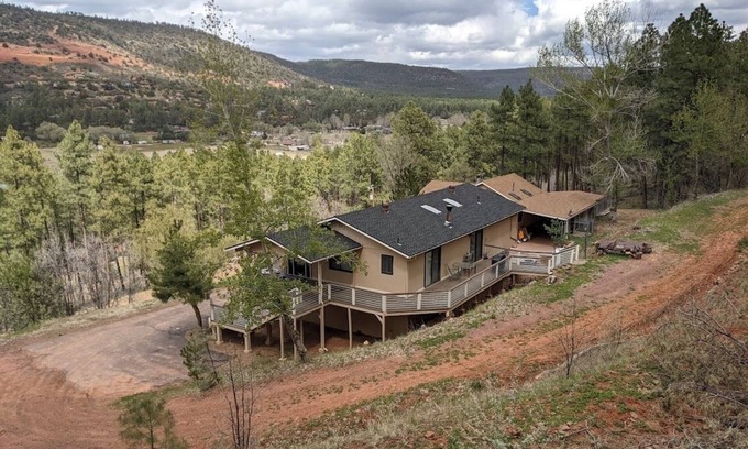 Strawberry House | Your Perfect Holiday Haven in Strawberry, AZ - Games Galore, Hammocks & Hot Tub!
