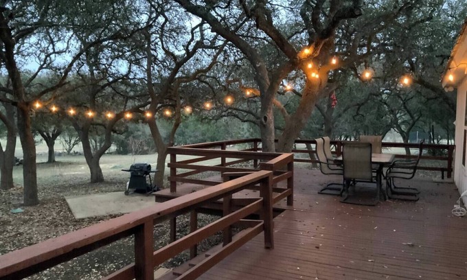 Boerne House | Your Piece of the Guadalupe – Long Stay Deals!