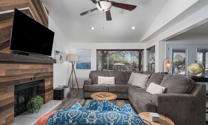 Northwest Reno House | Your Reno-Tahoe Getaway, sleeps8nn
