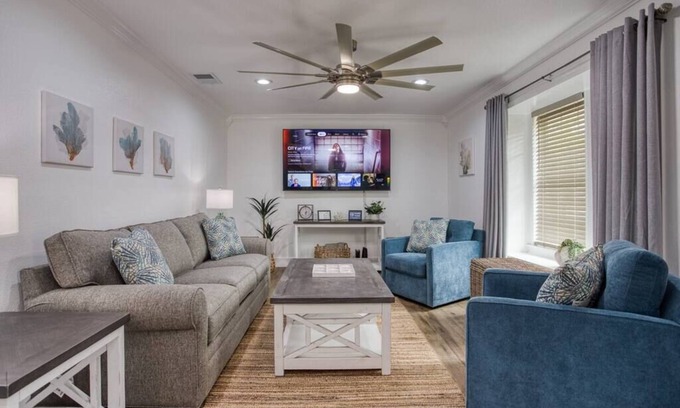 Bay Area House | Your Seaside Sanctuary on Ocean Drive Awaits