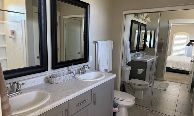 Marley Park House | Your Surprise Adventure Begins Here! 3/2.5 ★Heated Pool★Near Stadiums & Hiking
