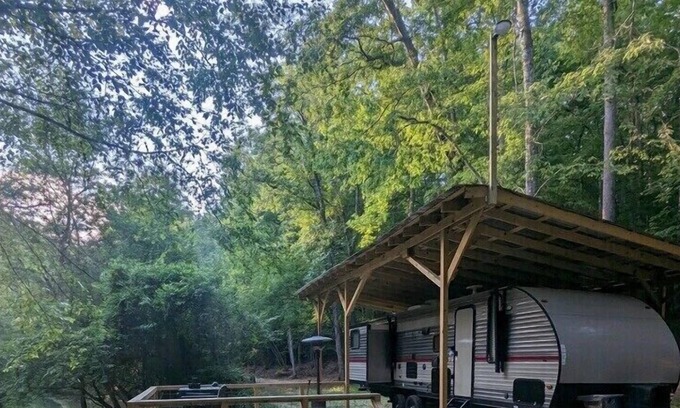 Felton House | Your Tallapoosa River Hideaway! Book your family Camping trip!