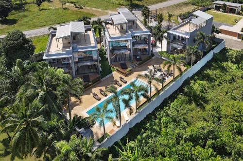 Thep Kasattri Villa | Your Tropical Home Away From Home - Villa Argent 10 with 3BR and Access to Large Pool