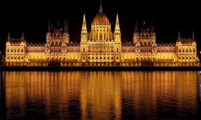 Castle Hill Condo | Your Worry Free Apartment Close To Parliament