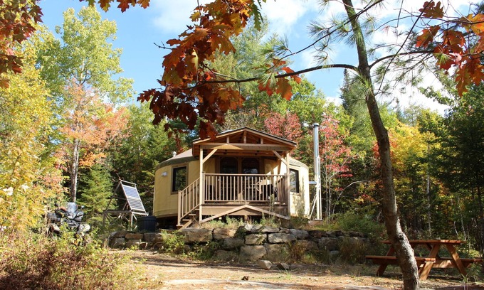 Mandeville Cabin | Yourte Luxueuse Jusqu'à 8 Personnes