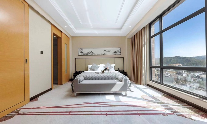Yuancheng District Hotel | YuFeng International Hotel