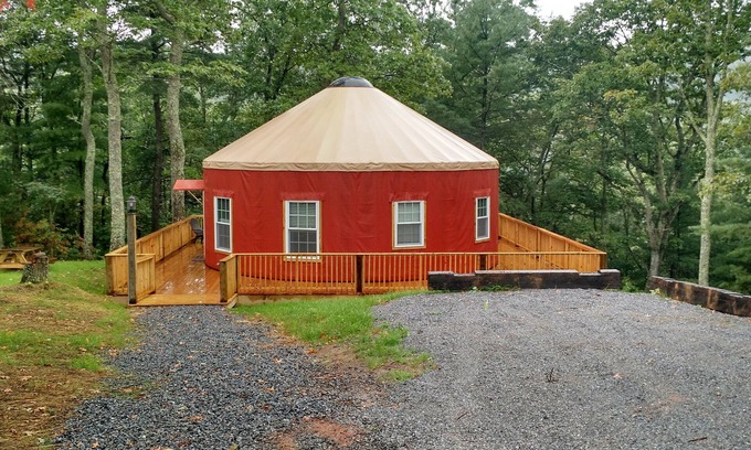 Glen Lyn Cabin | Yurt 2 | Shumate Yurt at Kairos Resort