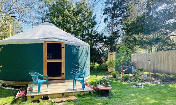 Westhampton House | YURT JUST 3 MILES TO THE BEACH