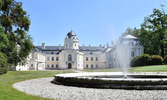 Silherovice Apartment | Zámek Šilheřovice