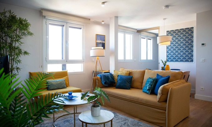 Zaragoza Old Town Apartment | Zabella Moreria - New apartment with view
