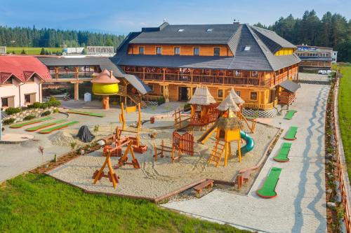 Chyzne Hotel | Zajazd Chyżne