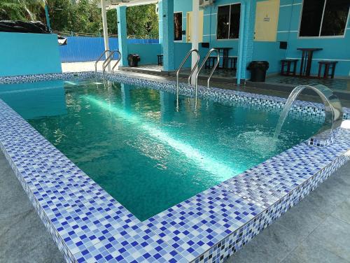 Kampung Tanjung Bidara House | ZamNur Bidara Chalet dan Homestay