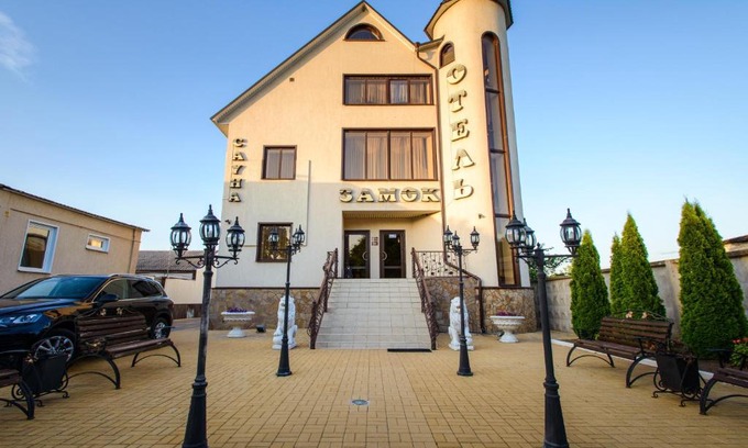 Ostrogozhsk Hotel | Zamok Hotel