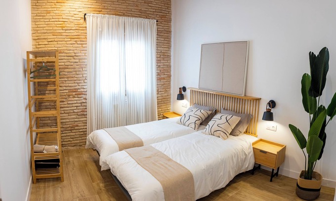 Logrono Apartment | Zarcillo House