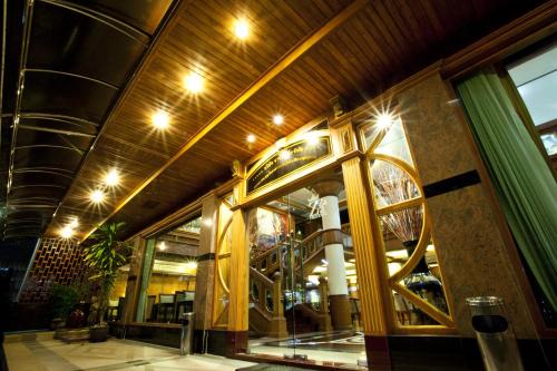 Mueang Samut Prakan District Hotel | Zaza Hotel
