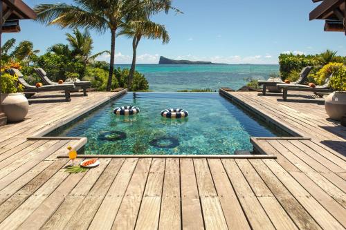 Bain Boeuf Villa | Zebra Moon by muse villas