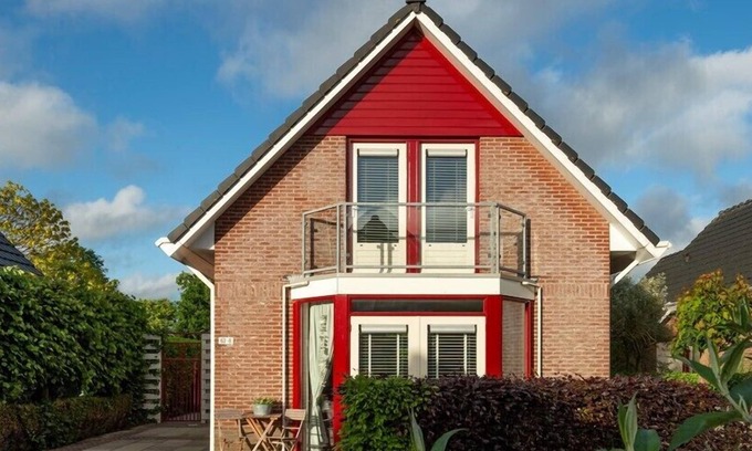 Westenschouwen House | Zeepe Duinen 8 recreation home with atmospheric living area
