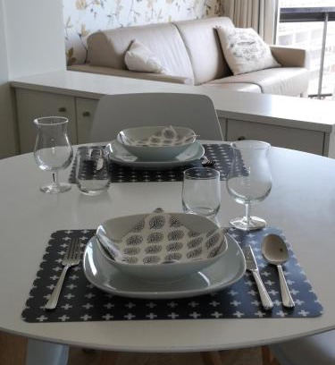 Oostduinkerke-Bad Apartment | Zeester en koffie.