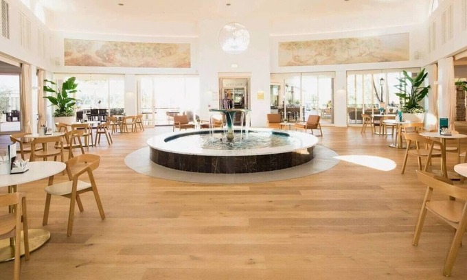 Gold Coast House | Zen Garden - Serene Townhouse
