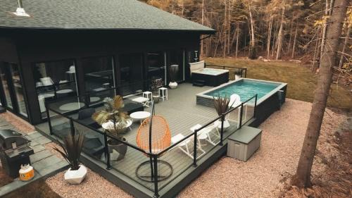 Morin Heights Villa | Zen House 4 - Villas & Spa