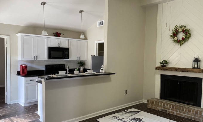 South Baton Rouge Condo | Zen Retreat in Heart of Baton Rouge