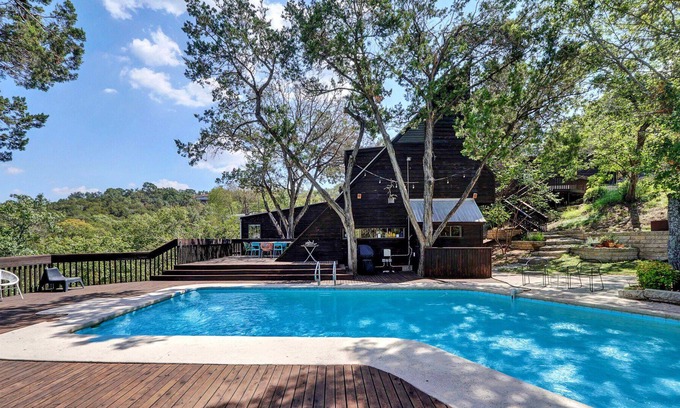 Camelot House | Zen Retreat + Private Pool & Spa - Skyfall!