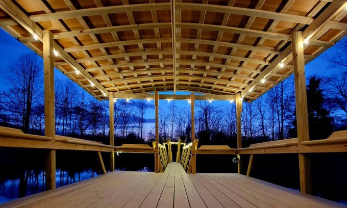 Stanardsville Cabin | Zen Suite at White Lotus Eco Spa Retreat