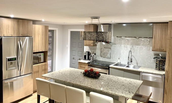 Saint Zenon Apartment | Zen1 Stylish Modern/Rustic Apartment in the Heart of Nature