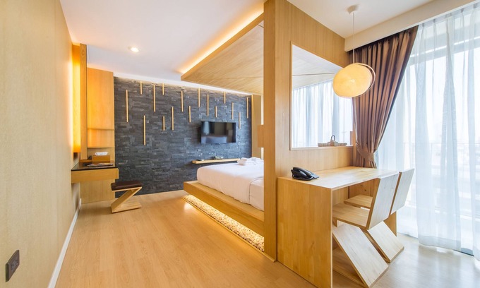 Bang Yi Ruea Hotel | Zenniq