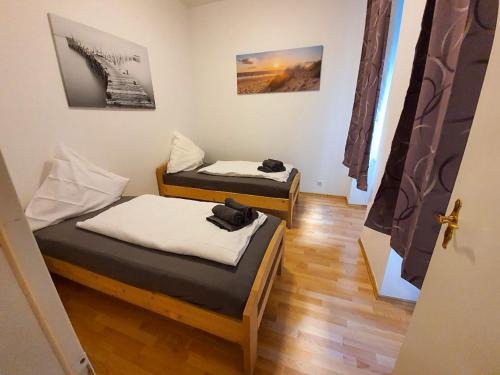 Werder Apartment | Zentrales Apartment mit Küche & WLAN, Perfekt für Paare & Geschäftsreisende
