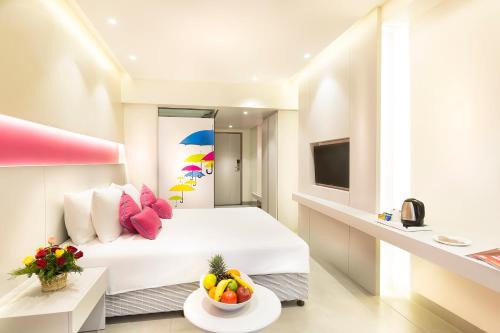 Kukatpally Housing Board Colony Hotel | ZIBE Luxe Hyderabad by GRT Hotels