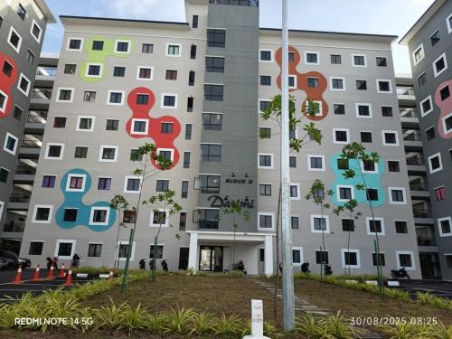 Bota Apartment | ZIE HOMESTAY AT SOHO Seri Iskandar
