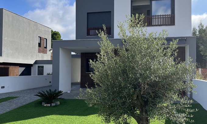 Carrasqueira Ski Chalet | Zimbracool