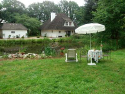 Wiedenborstel Bed & Breakfast | Zimmer mit Teichblick