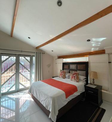 Ladysmith House | Zinzanathi Guest house