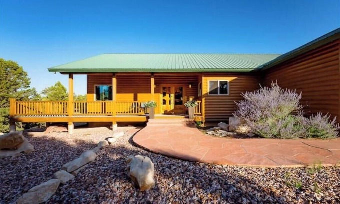 Zion National Park East Entrance House | Zion- Mountain View Lodge + Resort Access