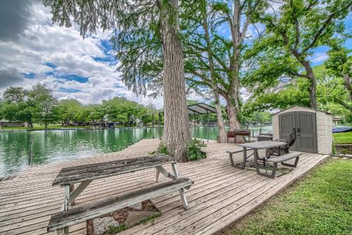 New Braunfels House | Zipp Away LD 728