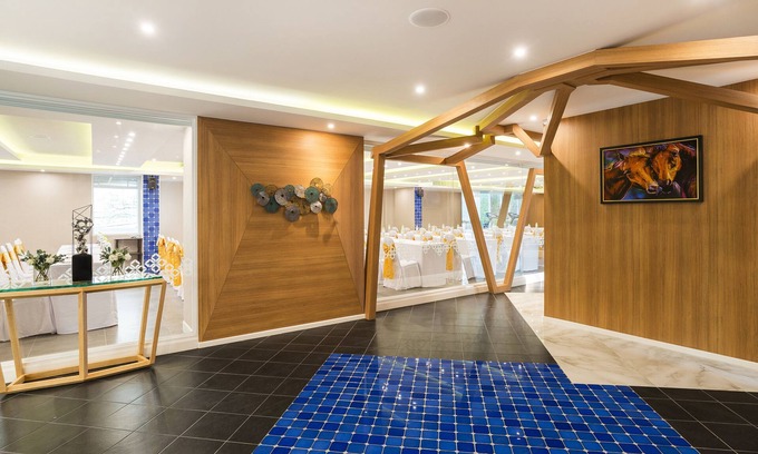 Hua Mak Hotel | Zircon Hotel