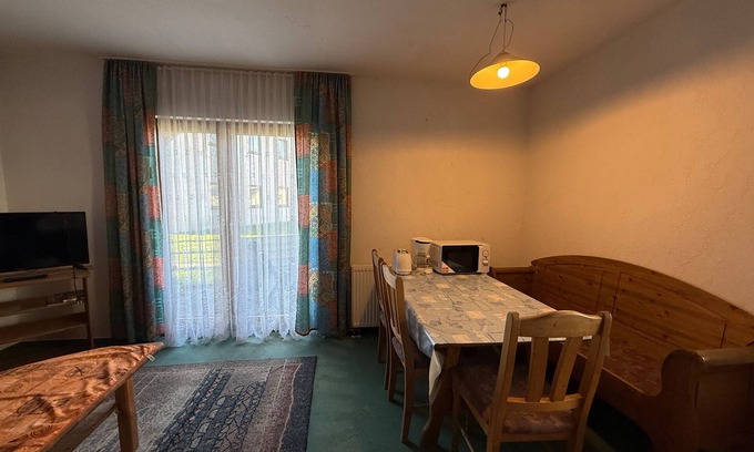 Pruchten Apartment | Zum Zeesenboot App. 1 - Zum Zeesenboot App. 1? Vacation apartment with garden,