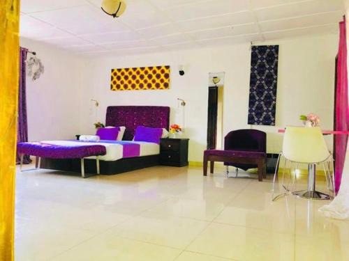 Freetown House | ZUNOX GUEST HOUSE