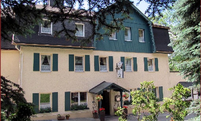 Neuhausen Hotel | Zur Edlen Krone