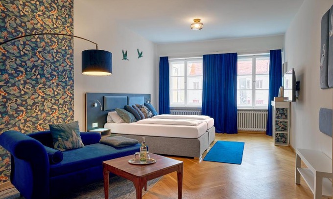 Neuoetting Hotel | Zur Krone