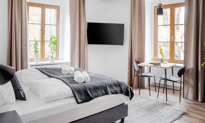 Zwickau Apartment | Zwickau Hauptmarkt | Suite M