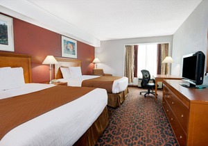 Ramada by Wyndham Niagara Falls/Fallsview