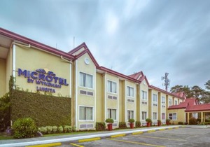 Microtel by Wyndham Tarlac
