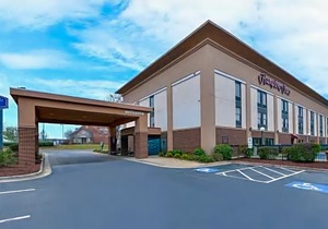 Hampton Inn Greensboro East / McLeansville