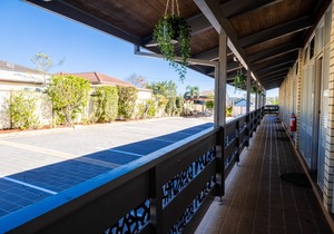 Jetty Motel the Entrance